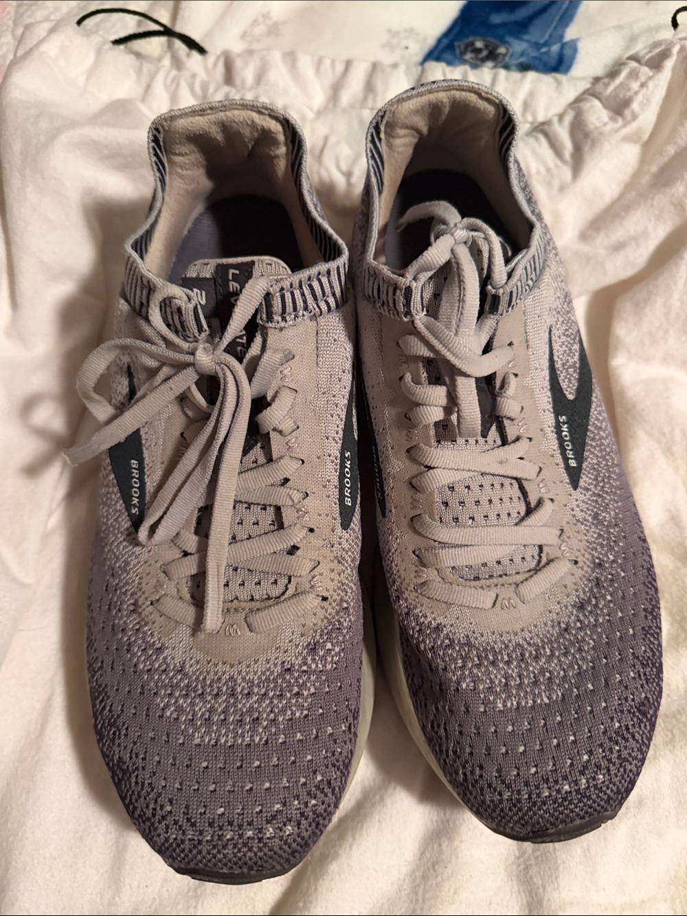Brooks Men's Gray Knit Athletic Running Shoes